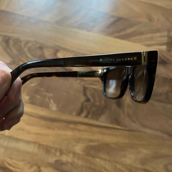 Marc Jacobs sunglasses - Picture 4 of 13